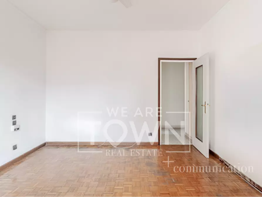 Immagine 7 di Appartamento in vendita  in Via Plinio 59 a Milano