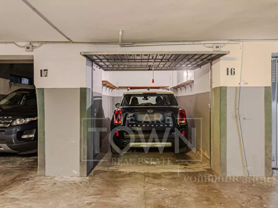 Immagine 38 di Appartamento in vendita  in Via Plinio 59 a Milano