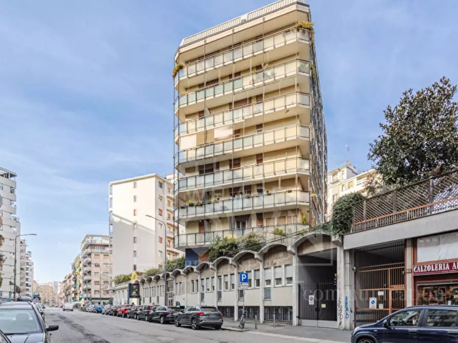 Immagine 43 di Appartamento in vendita  in Via Plinio 59 a Milano