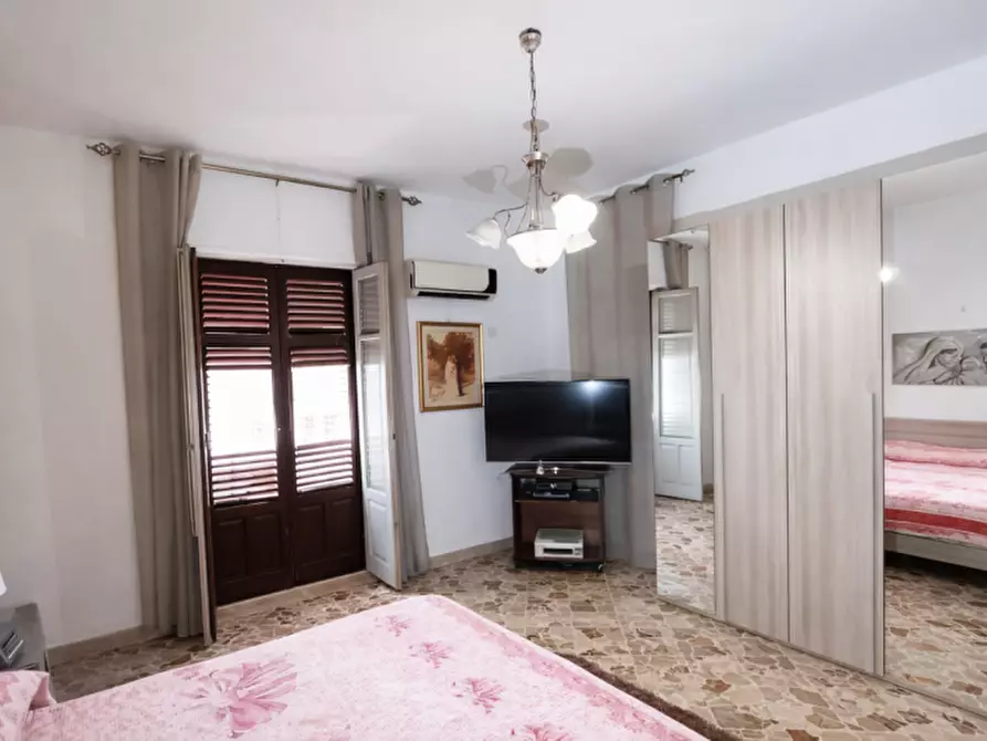 Immagine 18 di Appartamento in vendita  in Corso Garibaldi, 42 a Carini