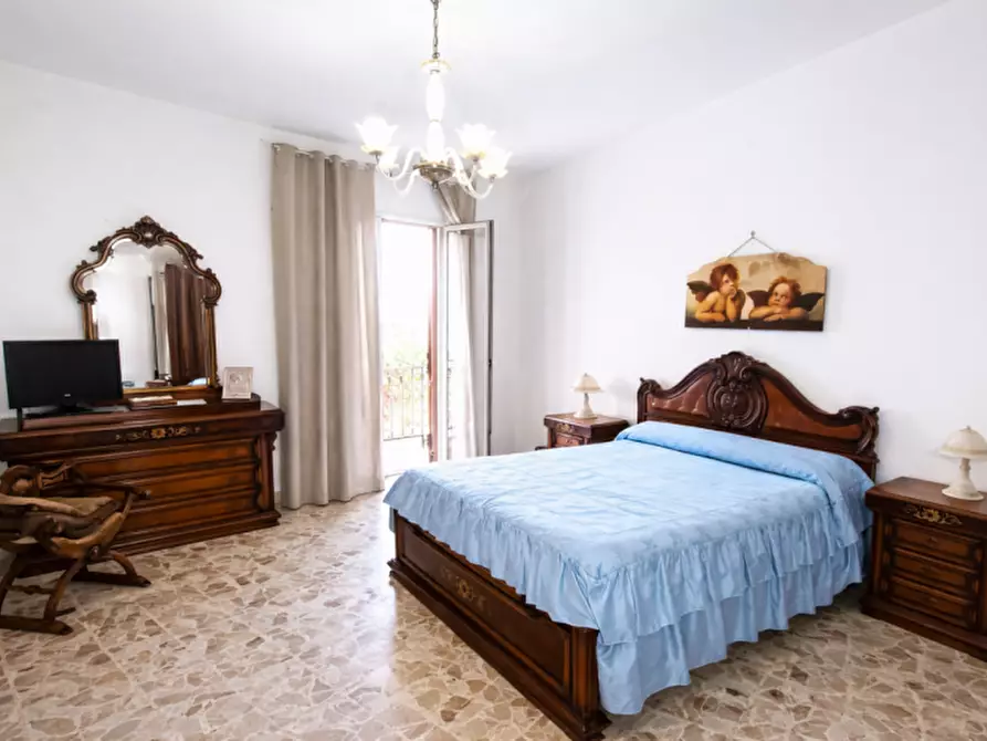 Immagine 19 di Appartamento in vendita  in Corso Garibaldi, 42 a Carini