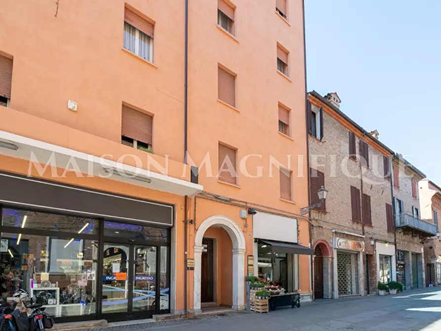 Immagine 25 di Appartamento in vendita  in Via Giuseppe Mazzini a Ferrara