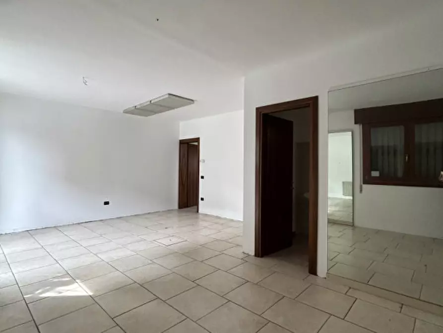 Immagine 9 di Ufficio in vendita  in Via dei Novale a Noale