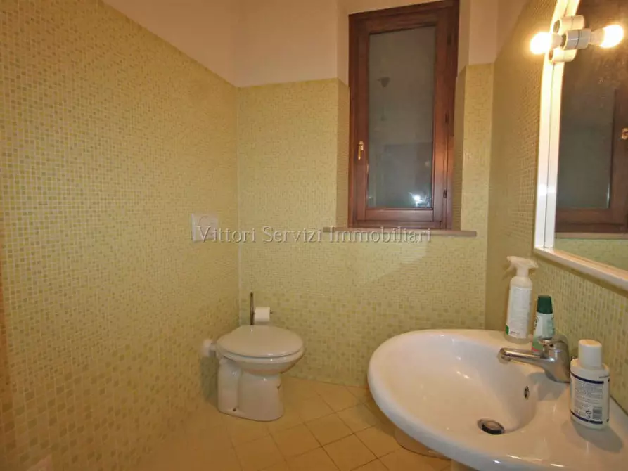 Immagine 10 di Appartamento in vendita  in Via Primo Maggio a Torrita Di Siena
