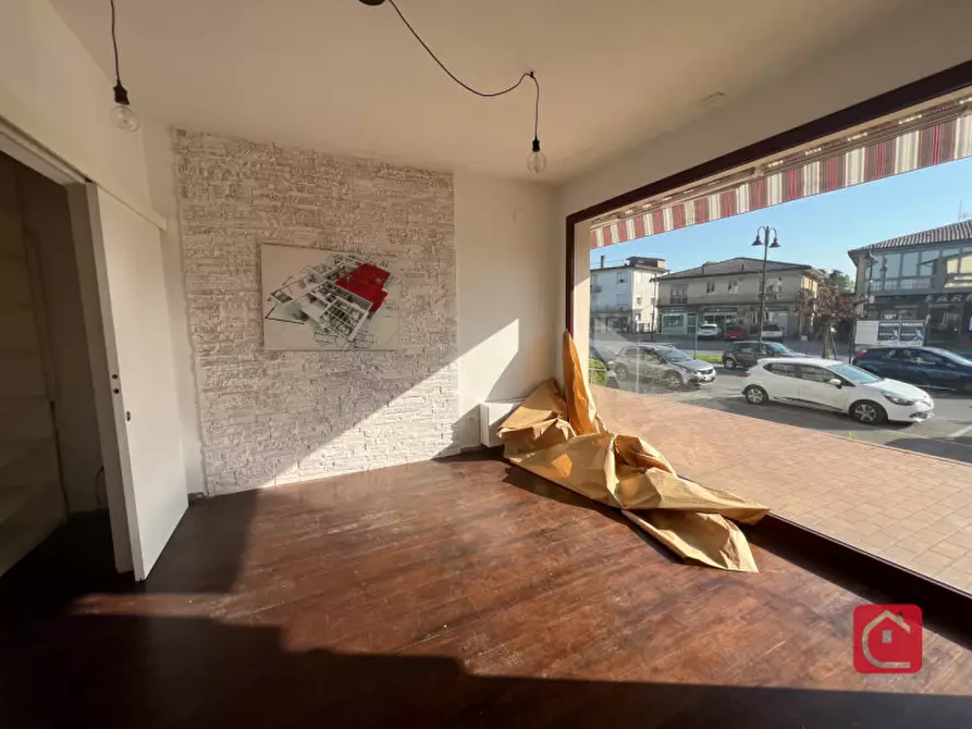 Immagine 11 di Negozio in affitto  in Via Romea 65/N a Legnaro