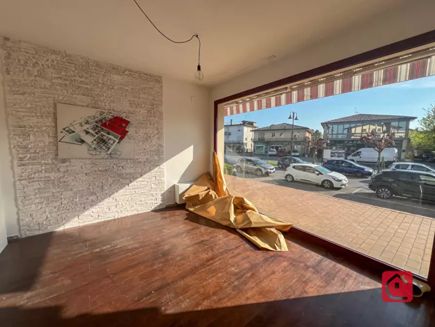 Immagine 13 di Negozio in affitto  in Via Romea 65/N a Legnaro