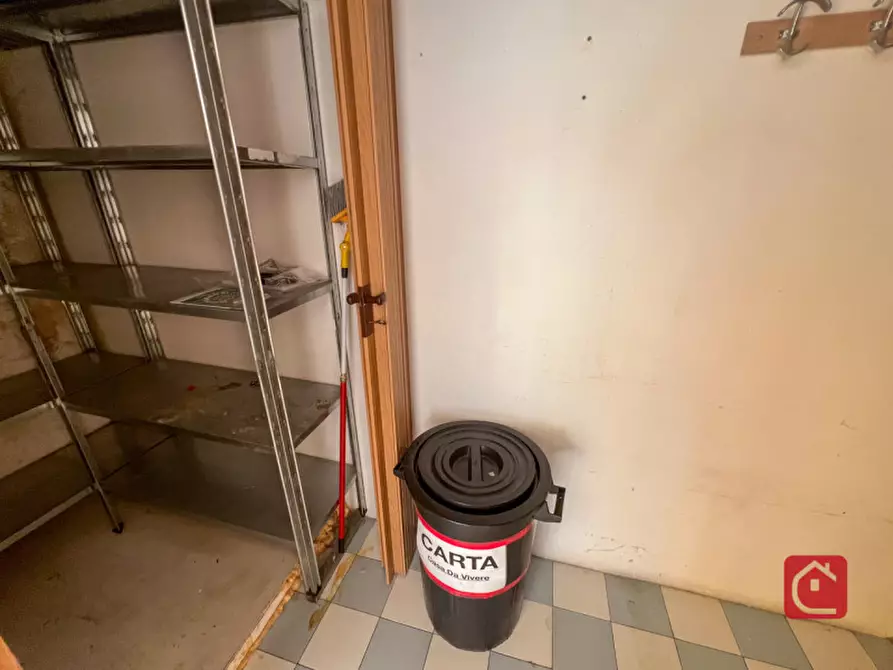 Immagine 14 di Negozio in affitto  in Via Romea 65/N a Legnaro