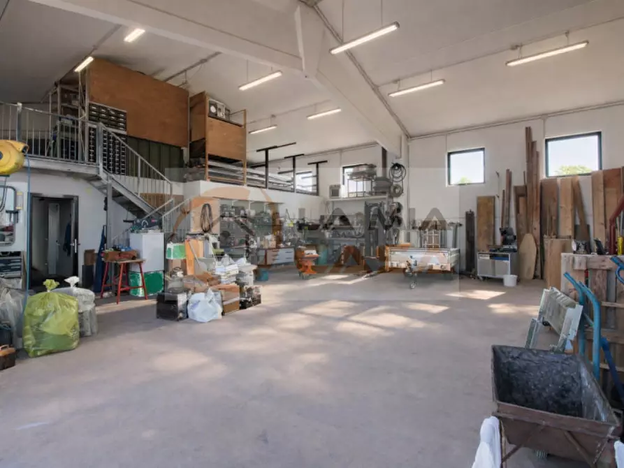 Immagine 8 di Capannone industriale in vendita  in Via San Martino e Solferino - Ponte San Nicolò (PD) a Ponte San Nicolò