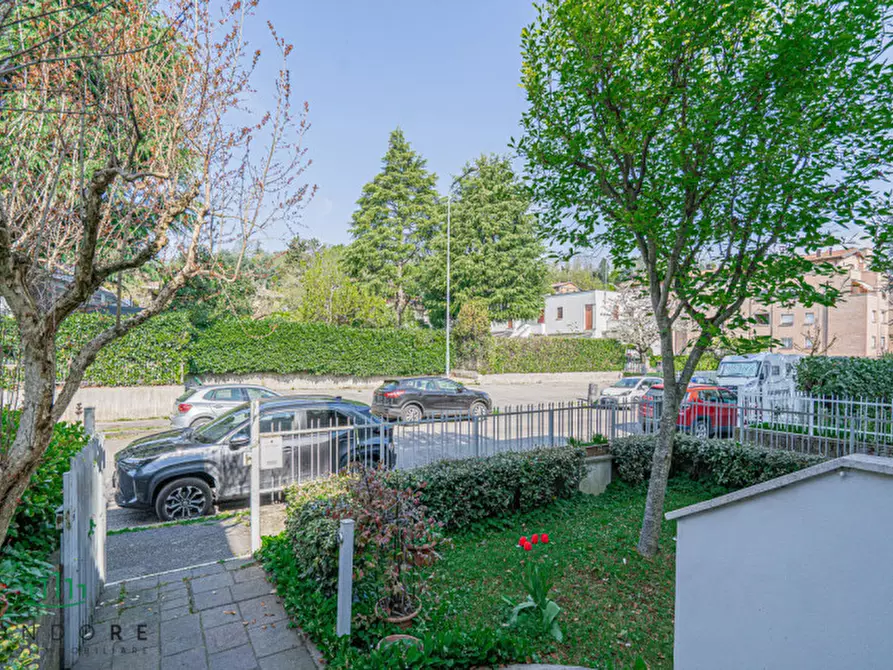 Immagine 7 di Casa trifamiliare in vendita  in via Giambologna a Casalecchio Di Reno