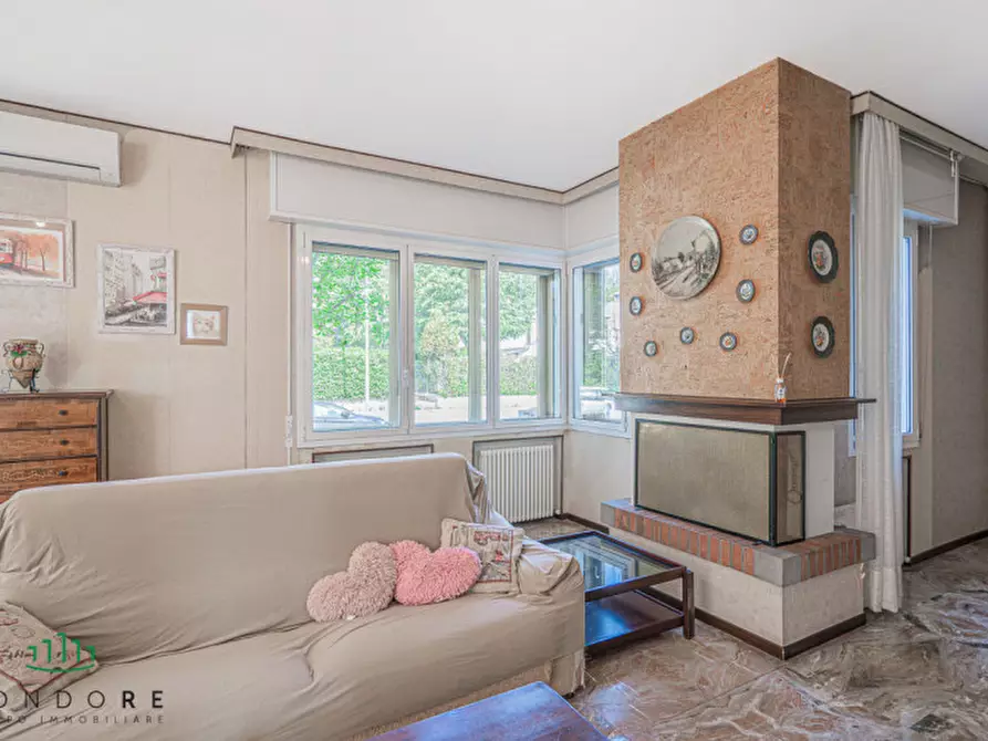 Immagine 17 di Casa trifamiliare in vendita  in via Giambologna a Casalecchio Di Reno