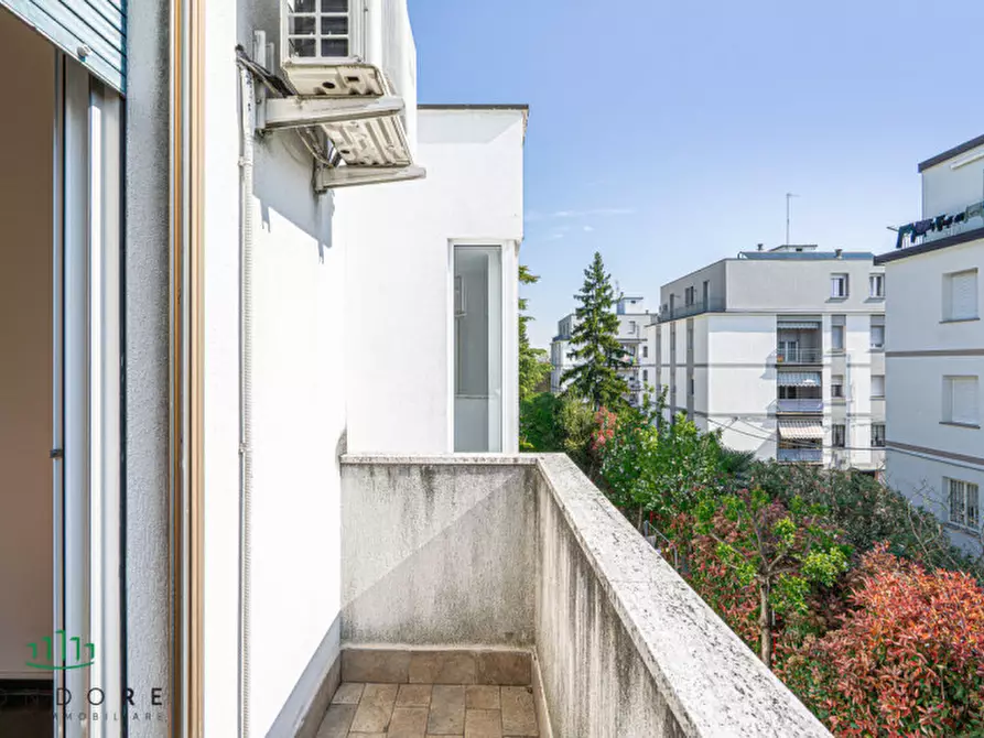 Immagine 26 di Casa trifamiliare in vendita  in via Giambologna a Casalecchio Di Reno