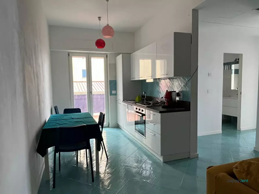 Immagine 3 di Appartamento in affitto  in Via Litoranea, 2 a Torre Del Greco