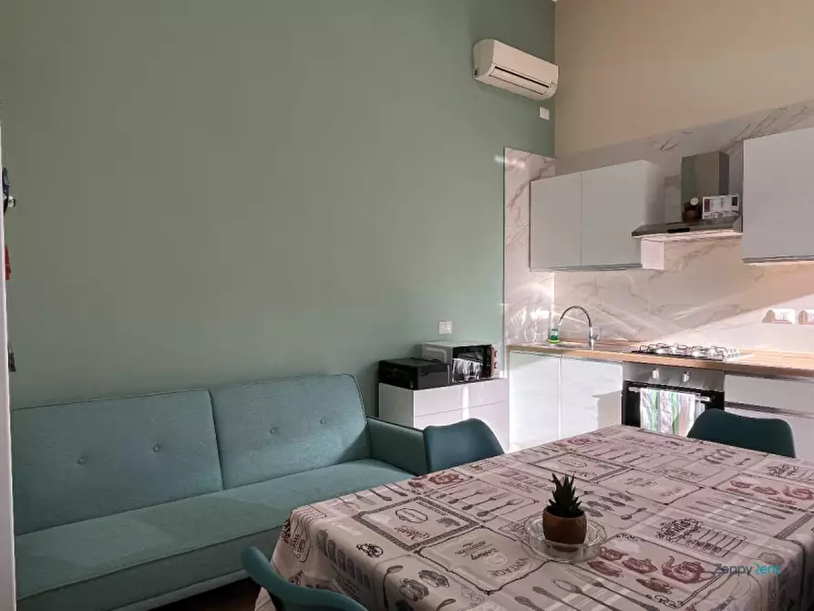 Immagine 1 di Appartamento in affitto  in Strada Comunale Selva Cafaro, 120 a Napoli