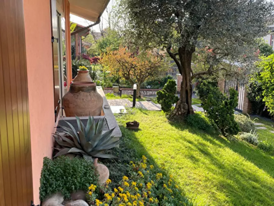 Immagine 4 di Villa in vendita  in Str. Saviabona a Vicenza