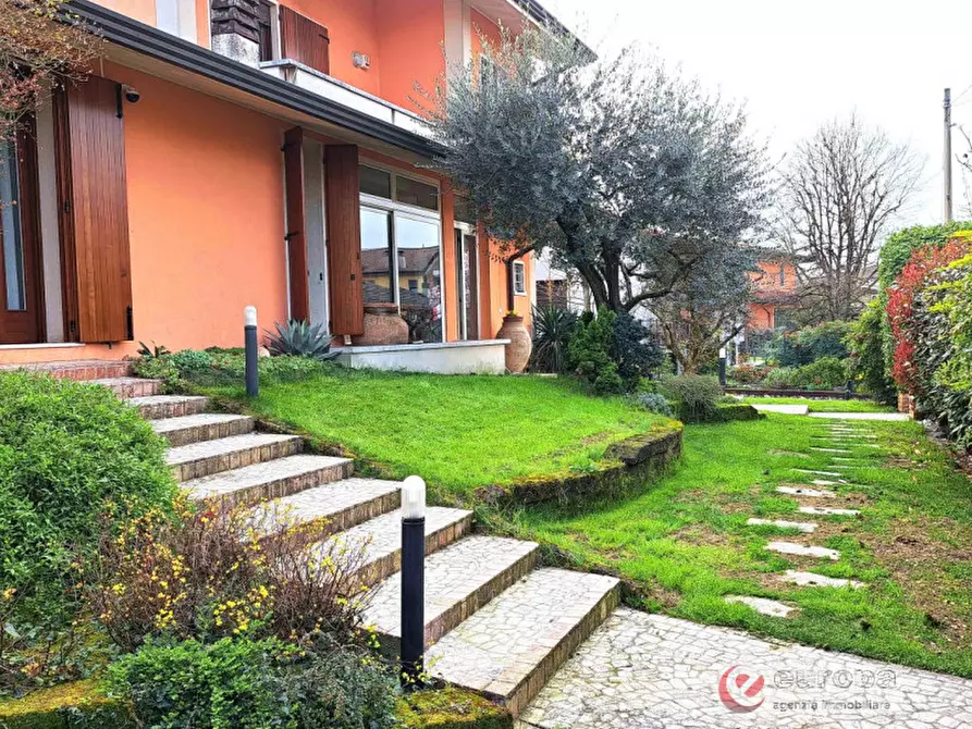 Immagine 10 di Villa in vendita  in Str. Saviabona a Vicenza
