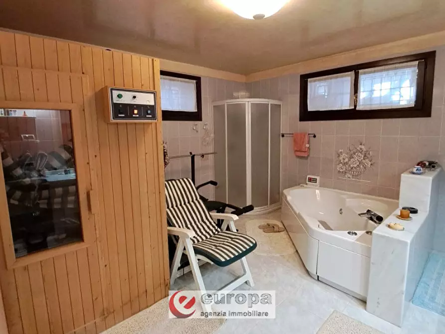 Immagine 28 di Villa in vendita  in Str. Saviabona a Vicenza