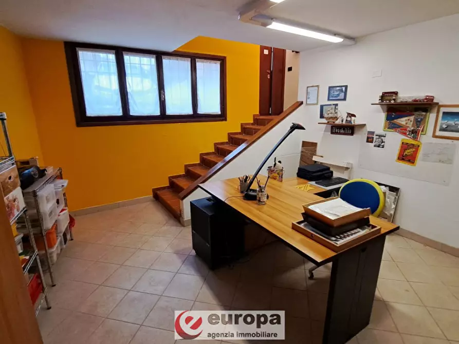 Immagine 32 di Villa in vendita  in Str. Saviabona a Vicenza