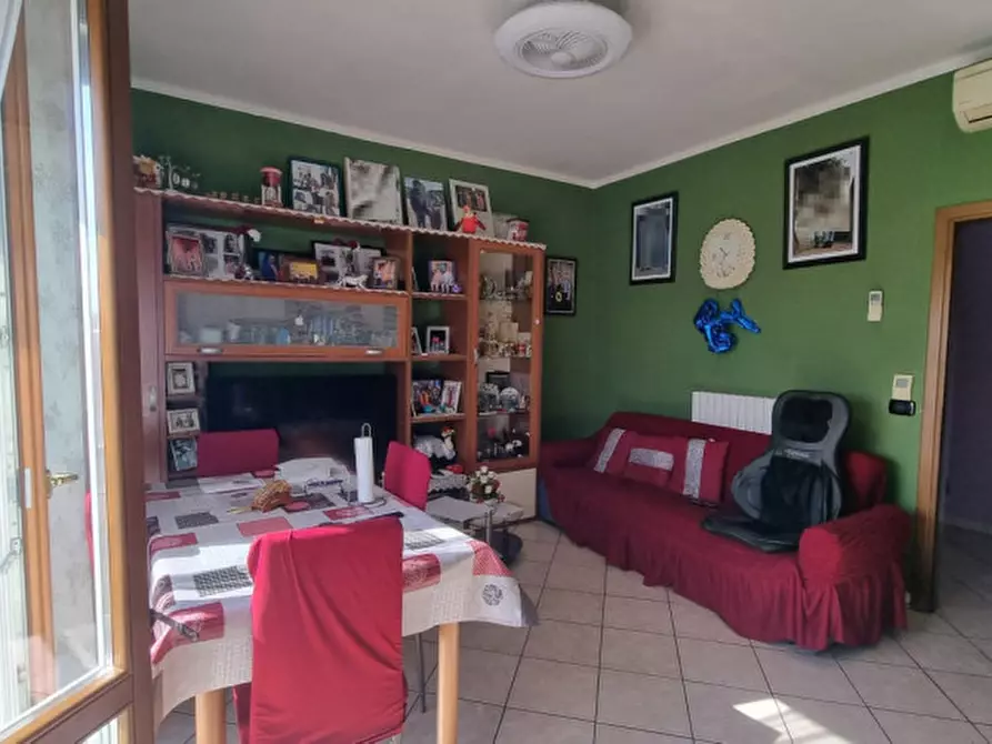 Immagine 4 di Appartamento in vendita  in Via Giovanni Boccaccio a Correggio