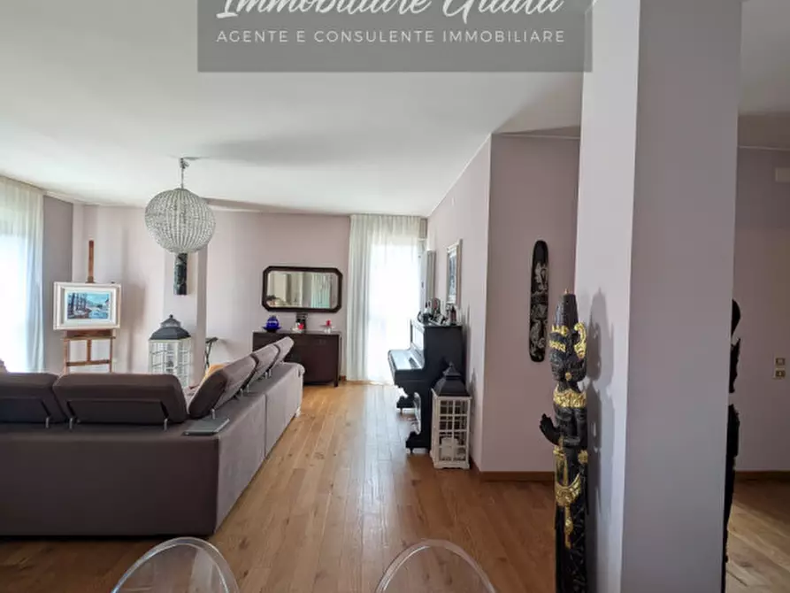 Immagine 4 di Appartamento in vendita  in Via Dante Alighieri 15 a Vittorio Veneto