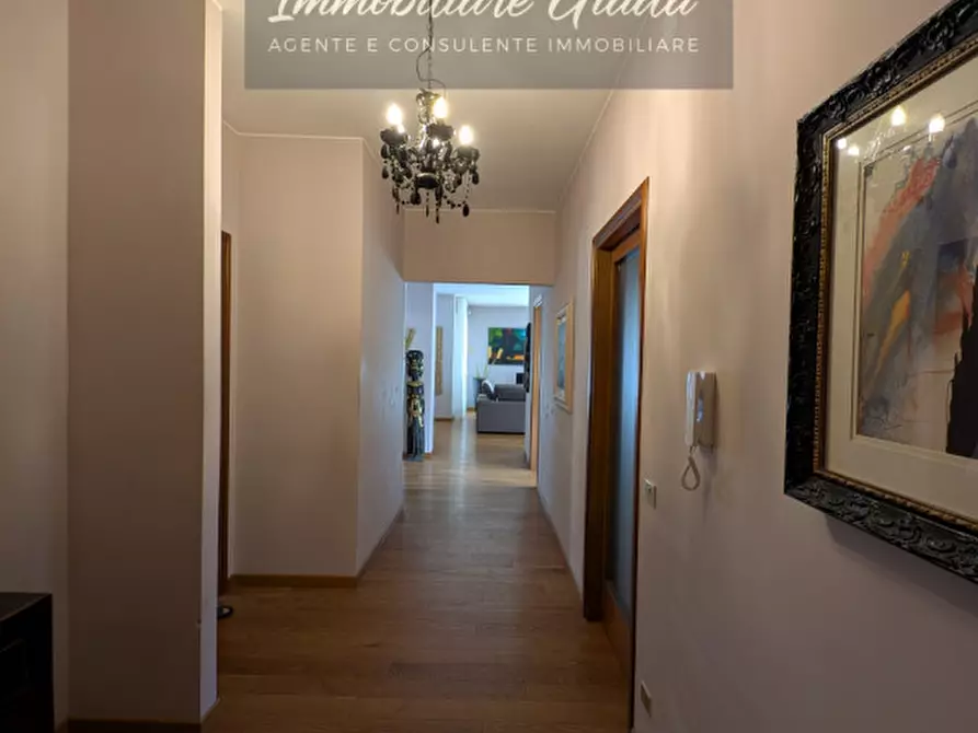 Immagine 29 di Appartamento in vendita  in Via Dante Alighieri 15 a Vittorio Veneto