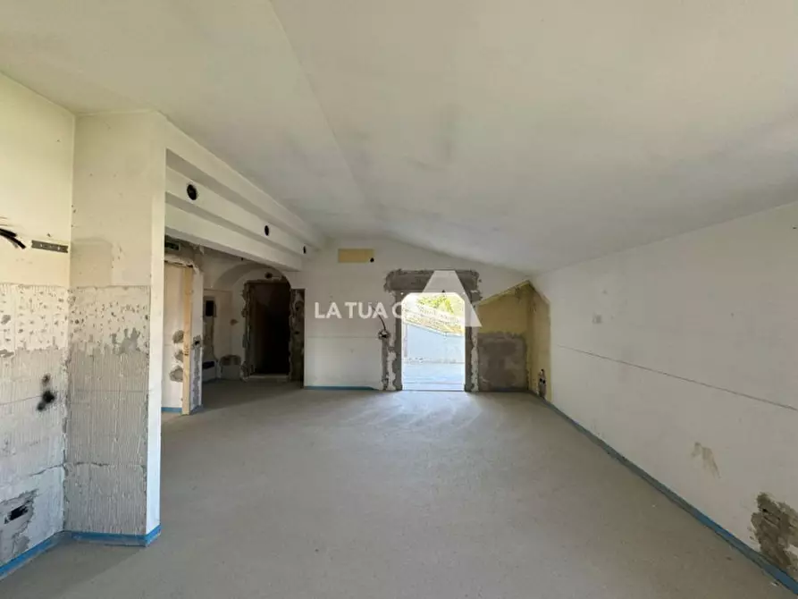 Immagine 4 di Appartamento in vendita  a Villafranca Di Verona