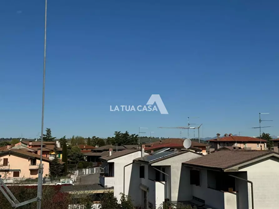 Immagine 7 di Appartamento in vendita  a Villafranca Di Verona