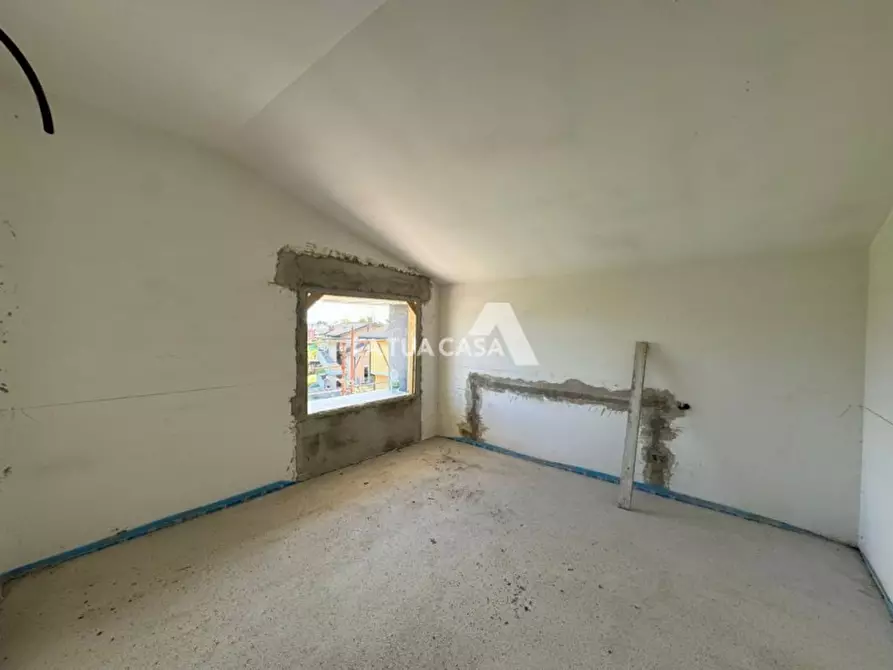 Immagine 11 di Appartamento in vendita  a Villafranca Di Verona