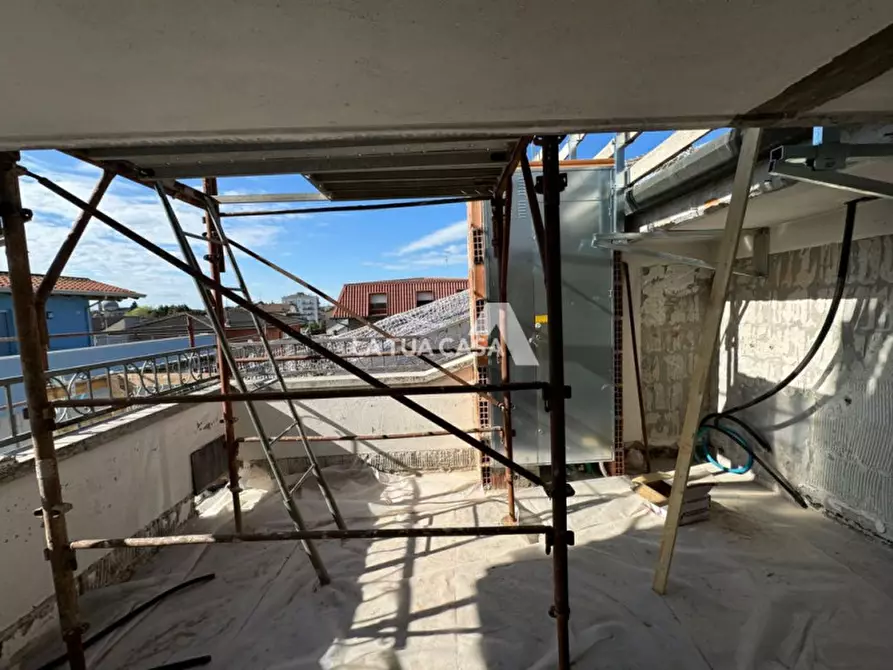 Immagine 18 di Appartamento in vendita  a Villafranca Di Verona