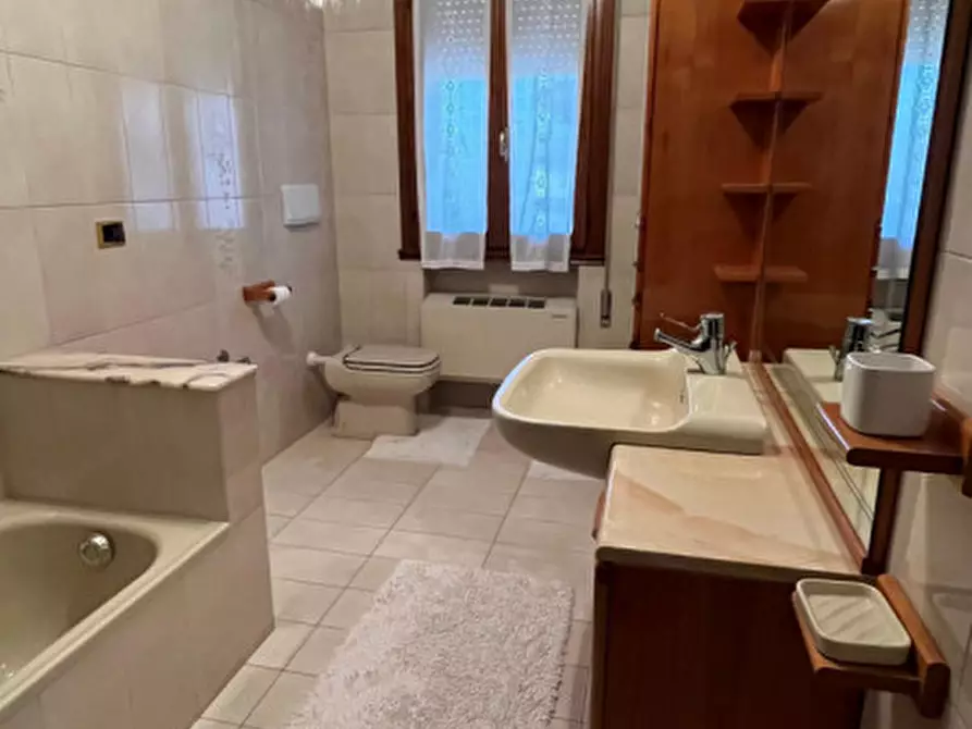 Immagine 21 di Casa indipendente in vendita  a Villa Estense