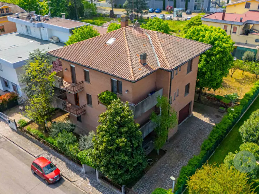 Immagine 1 di Casa indipendente in vendita  in VIA FORLI 37 a Carpi