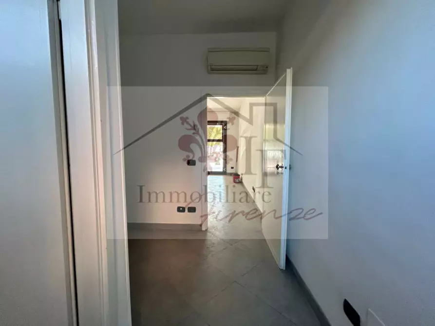 Immagine 7 di Negozio in vendita  in Piazza Pietro Mascagni a Firenze