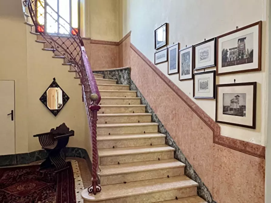 Immagine 14 di Villa in vendita  in Via Legione Antonini, a Vicenza