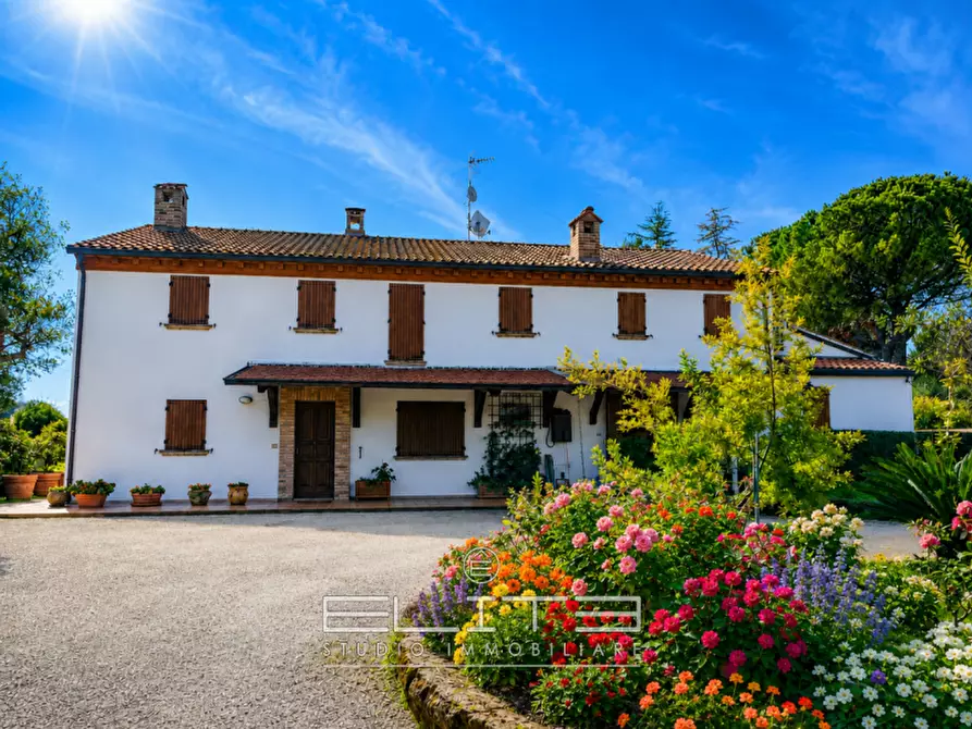 Immagine 1 di Villa in vendita  in CONTRADA FRASCA AGUGLIANO a Agugliano