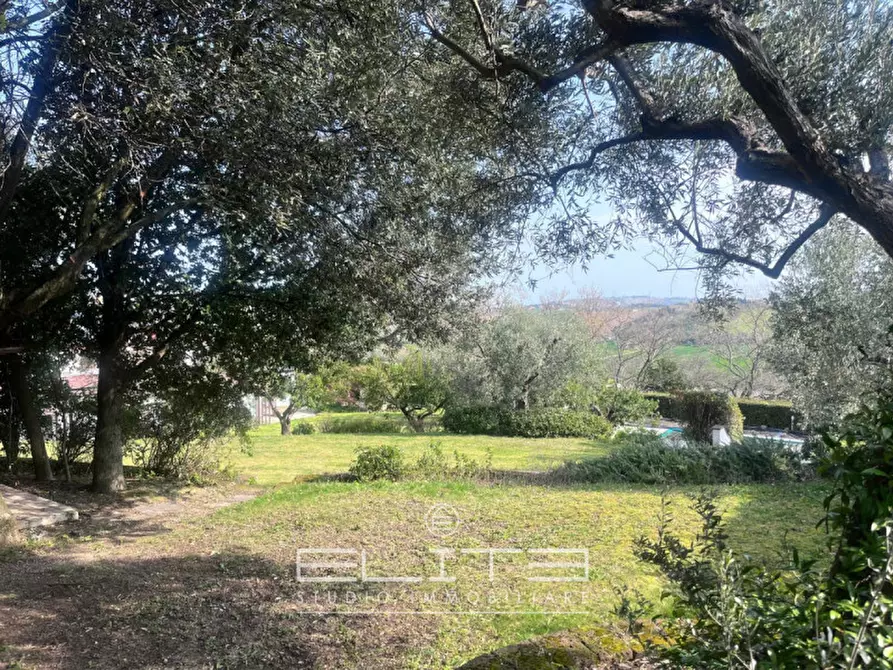 Immagine 7 di Villa in vendita  in CONTRADA FRASCA AGUGLIANO a Agugliano