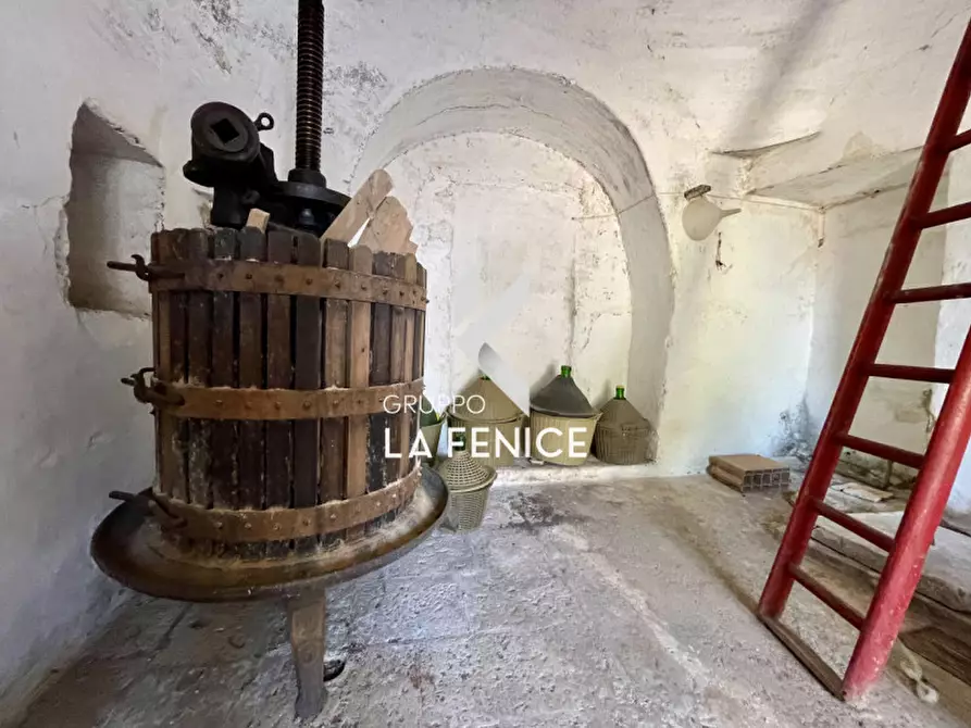 Immagine 64 di Rustico / casale in vendita  in STRADA MONACI a Locorotondo