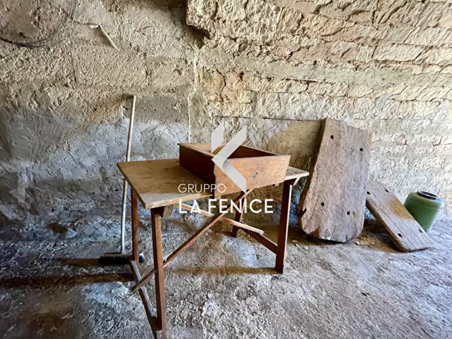 Immagine 81 di Rustico / casale in vendita  in STRADA MONACI a Locorotondo