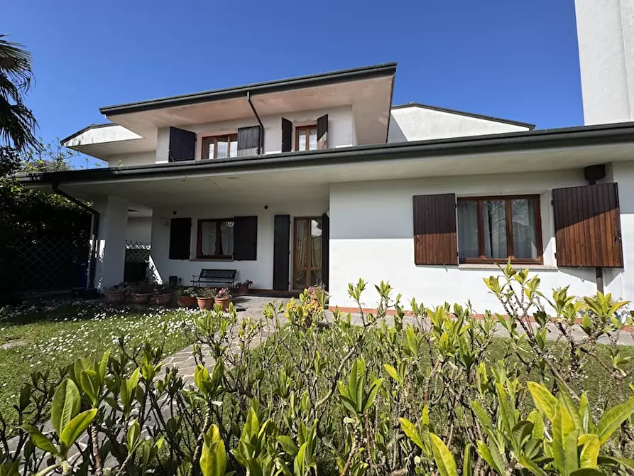 Immagine 3 di Casa bifamiliare in vendita  a Stra