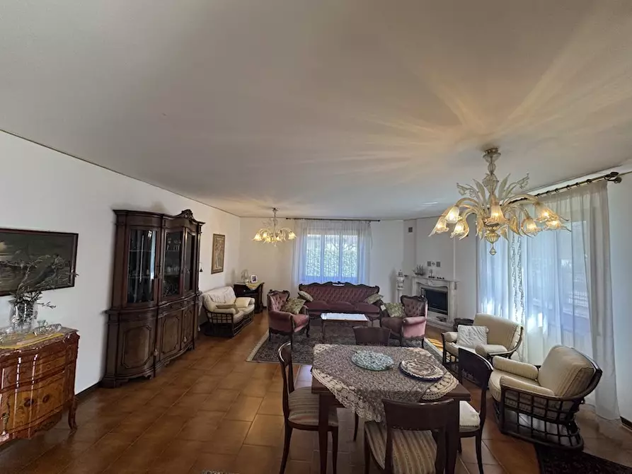 Immagine 8 di Casa bifamiliare in vendita  a Stra