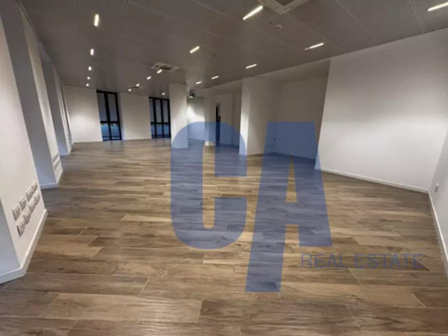 Immagine 4 di Palazzo in affitto  in PIAZZA CORDUSIO a Milano