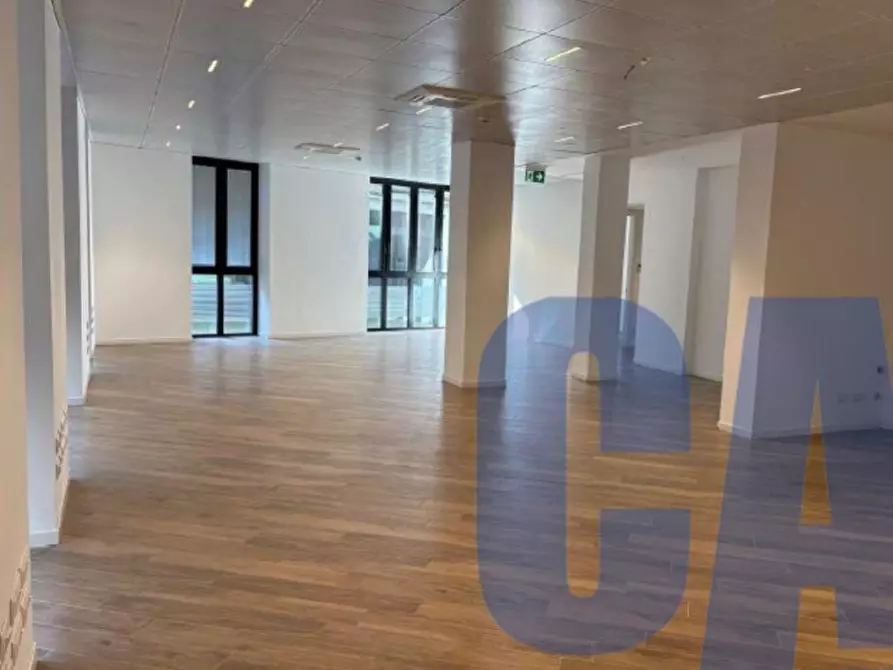 Immagine 5 di Palazzo in affitto  in PIAZZA CORDUSIO a Milano