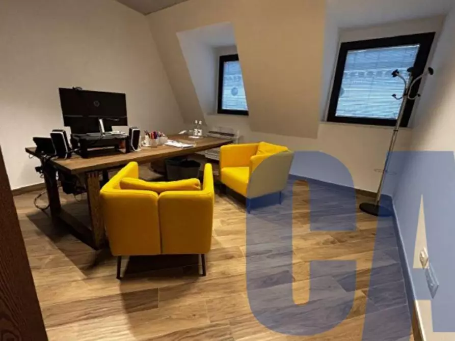 Immagine 7 di Palazzo in affitto  in PIAZZA CORDUSIO a Milano