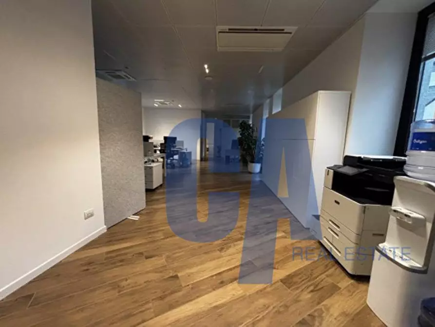 Immagine 9 di Palazzo in affitto  in PIAZZA CORDUSIO a Milano