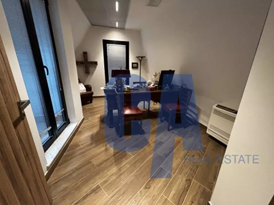 Immagine 10 di Palazzo in affitto  in PIAZZA CORDUSIO a Milano