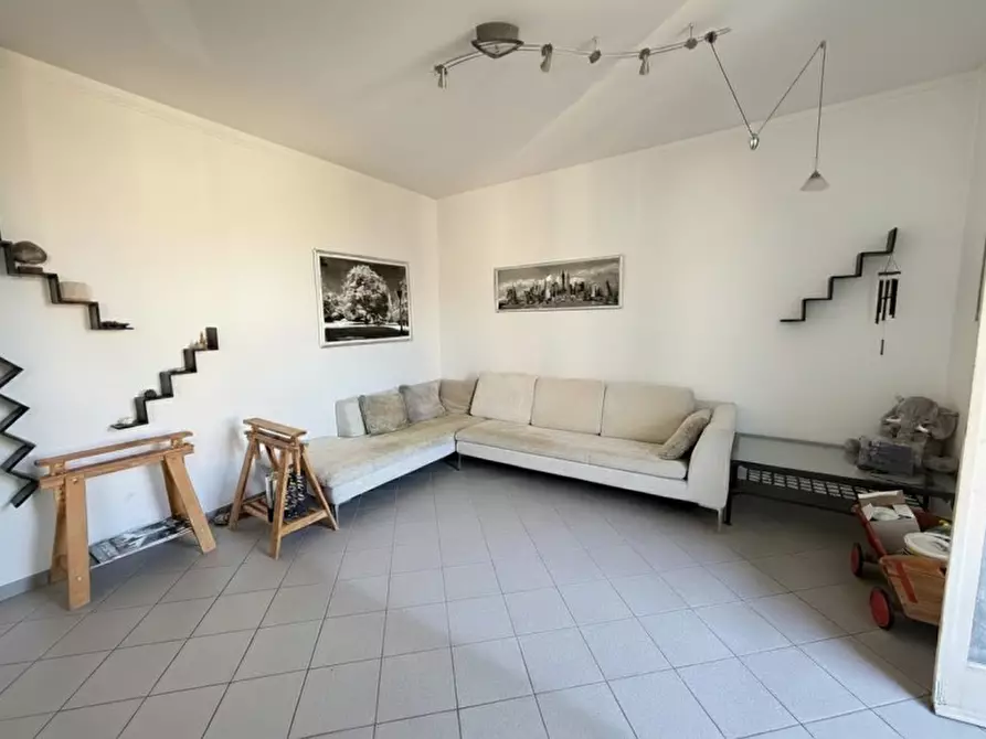 Immagine 11 di Appartamento in vendita  a Suzzara