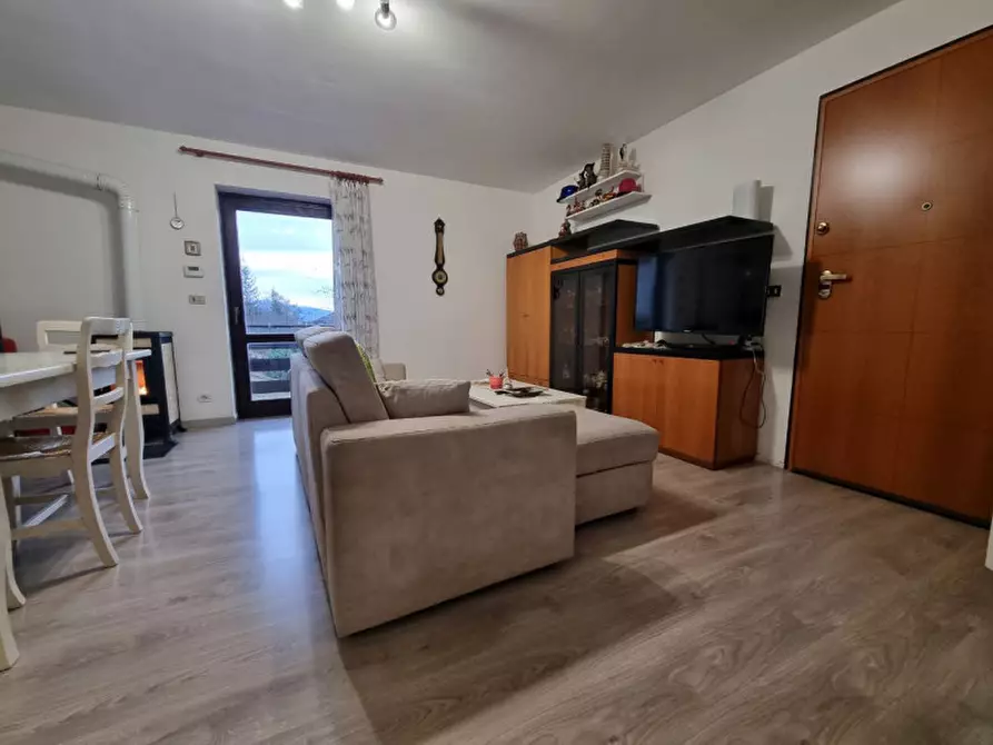 Immagine 12 di Appartamento in vendita  a Predaia