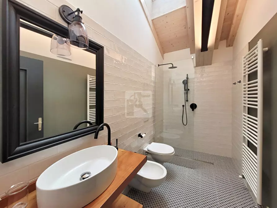 Immagine 9 di Appartamento in vendita  in Via Piave a Ledro