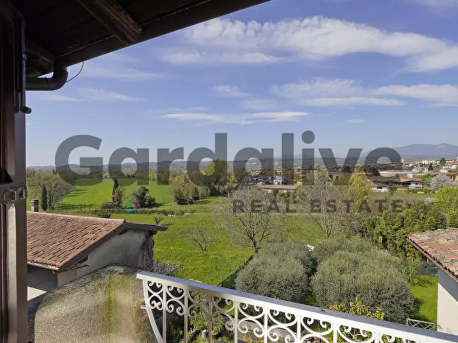 Immagine 13 di Appartamento in vendita  in via xxv aprile a Manerba Del Garda