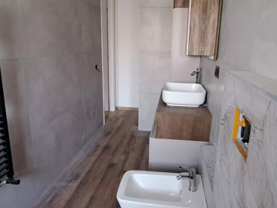 Immagine 26 di Appartamento in vendita  in Viale Piave, 12 a Settimo Torinese