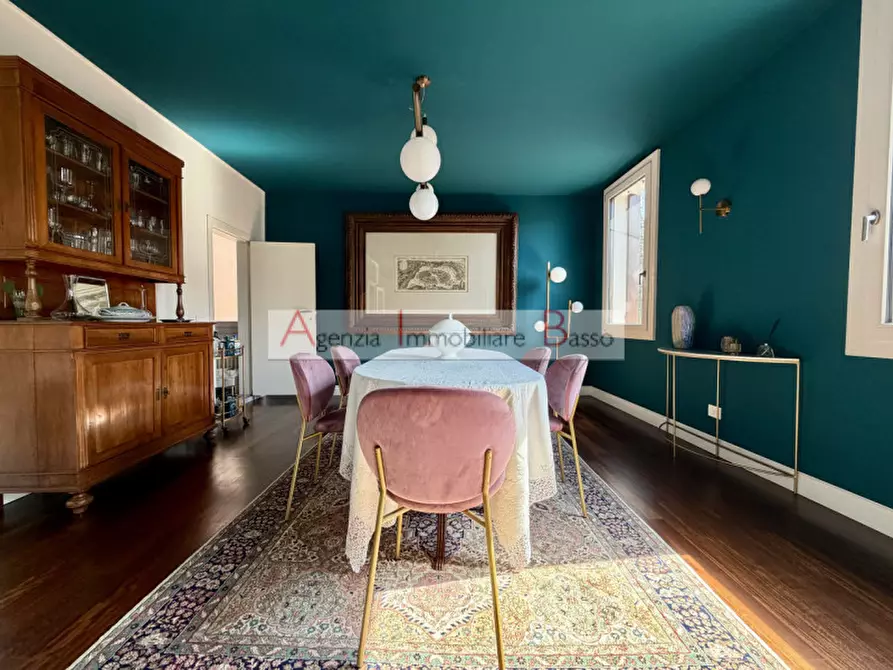 Immagine 4 di Villa in vendita  in Via del Portello a Padova