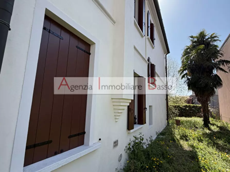 Immagine 21 di Villa in vendita  in Via del Portello a Padova